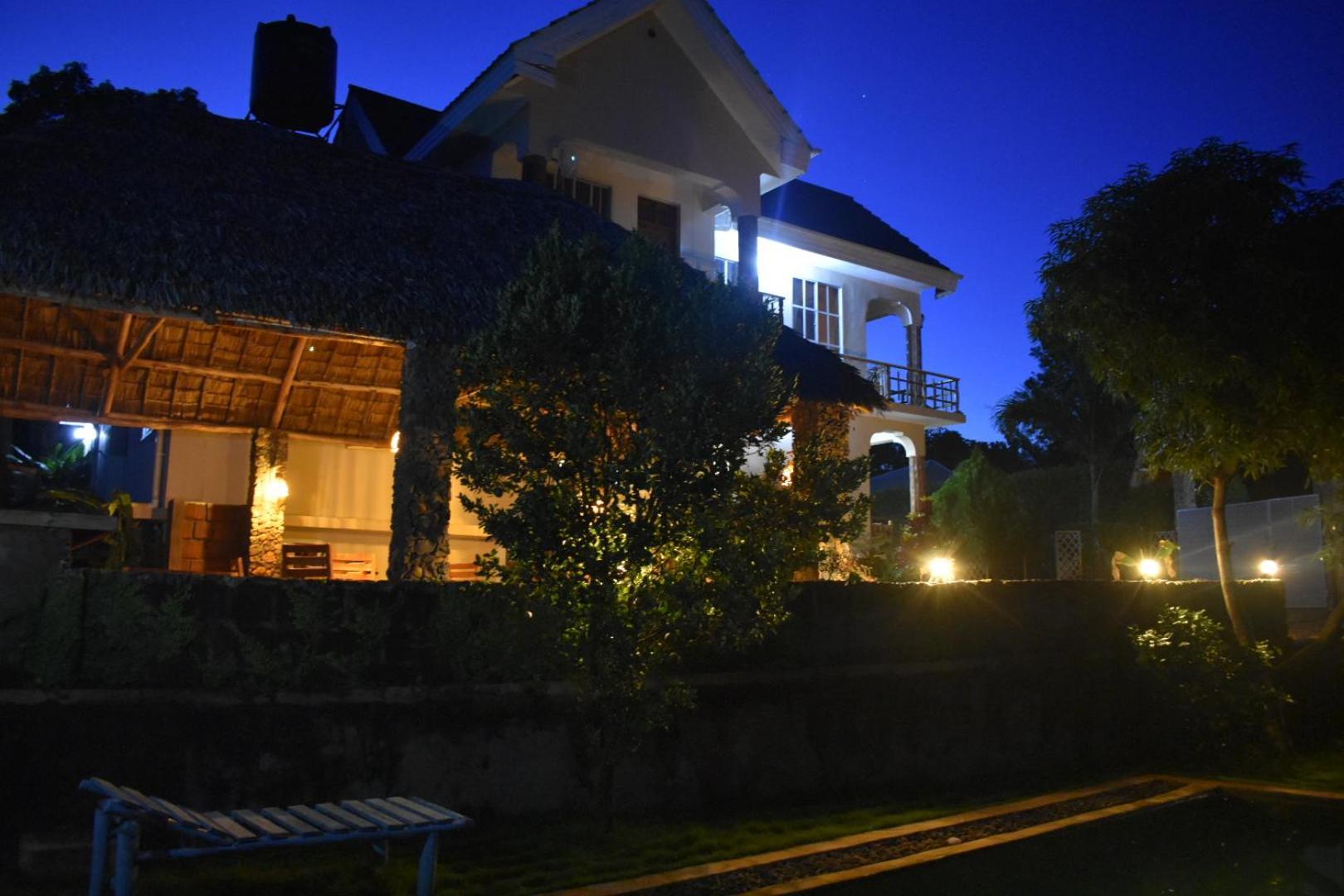 Kilimanjaro Accommodation Msaranga Kültér fotó